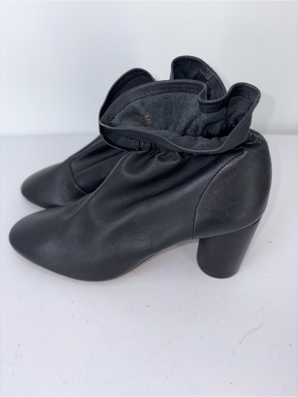 🪡 Pure Navy Jari Black Leather Ruched Ankle Booties with round Block Heel